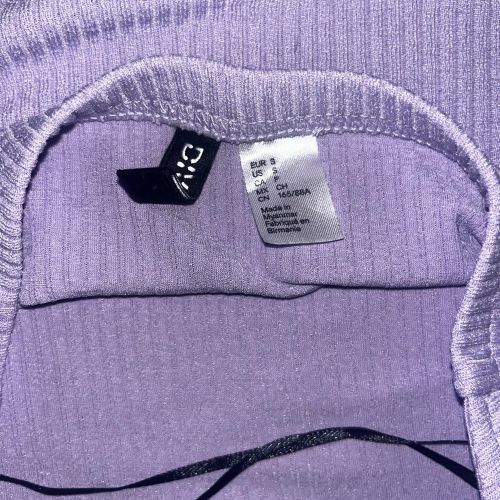 Purple Ribbed Halter Top - Picture 3 of 3